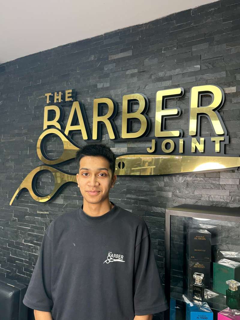 Yahya, Barber at The Barber Joint Shadwell